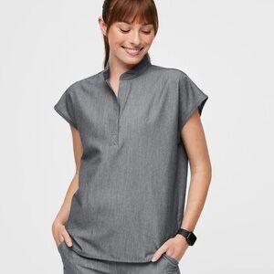 Figs scrub Rafaela Oversized Scrub Top
Sz L